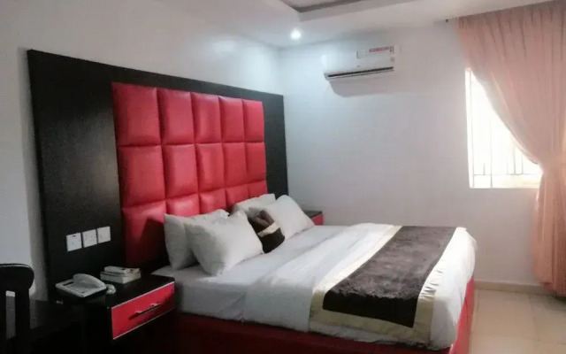 Chalon Suites