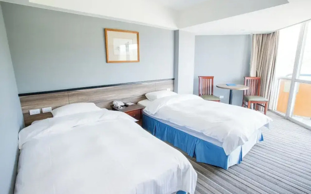 Pacific Hot Spring Hotel Green Bay