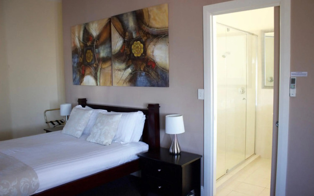 Balcony On Sixth Lodge