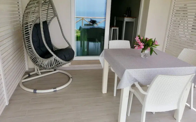 Midenza Seaside & Nature Retreat