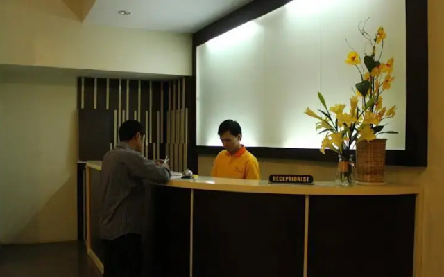 Nirvana Guest House at Wahid Hasyim