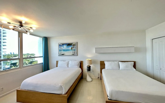 SeaStays Apartments