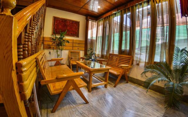 Royal Comfort Regency