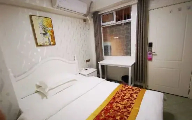 Nanchuan Aiyi Hotel