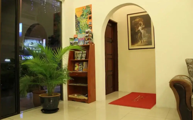 OYO 277 Hotel Shangg