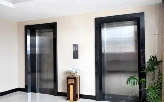 Wuyuan Qinghuawu International Hotel