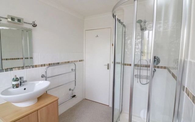 3 Bonaventure Close
