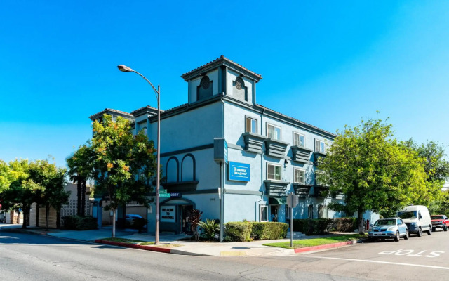 Rodeway Inn & Suites Pasadena