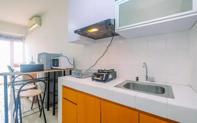 Chic and Cozy Studio Park View Condominium Apartment