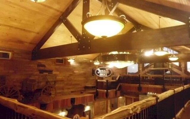 Antler Oaks Lodge and RV Resort