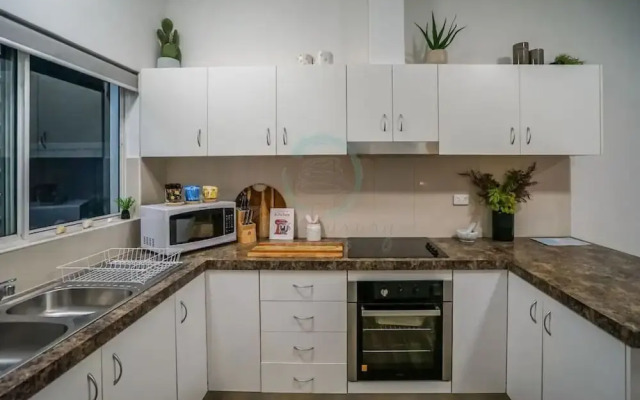 ZEN HIDEAWAY - Cozy 2BR Modern Unit