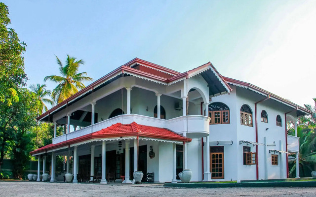 Negombo Village