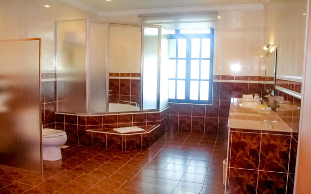 Hotel Casa Dela Rosa