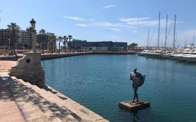 Casaturis Estudio Vistas Increíbles En Centro de Alicante A115