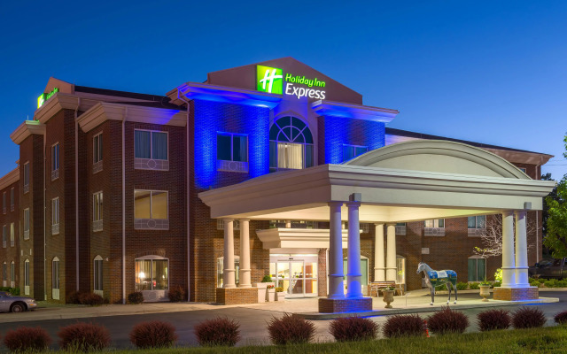Holiday Inn Express & Suites Lexington Dtwn Area-Keenland by IHG