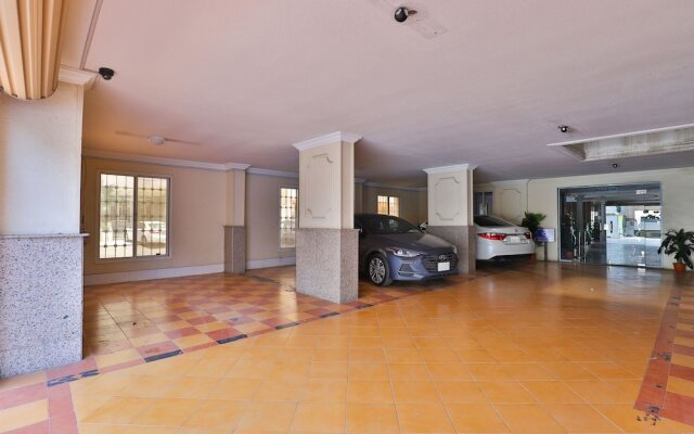 OYO 215 Wassan International Hotel