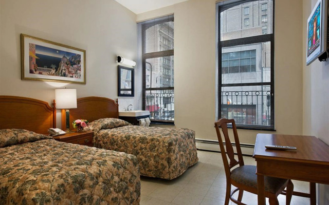 Americana Inn