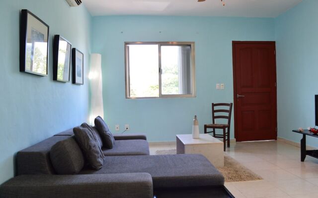 Torre Toho Ku T6 by Riviera Rentals