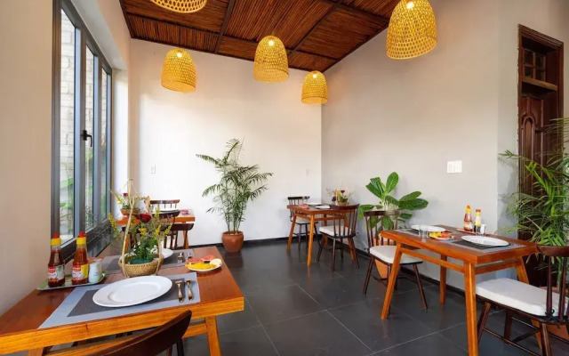 Tropical Home Villa