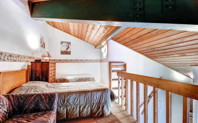 Double Eagle Bldg. B #32