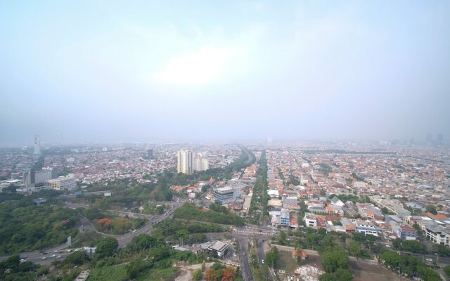 Simple And Clean 2Br At Grand Sungkono Lagoon Apartment