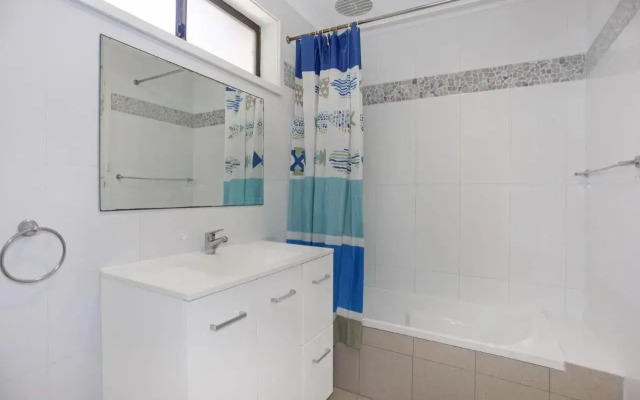 Barralong Beach House