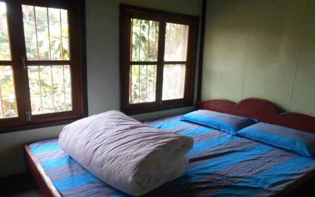 Cheng Backpacker Hostel Boun Ngin