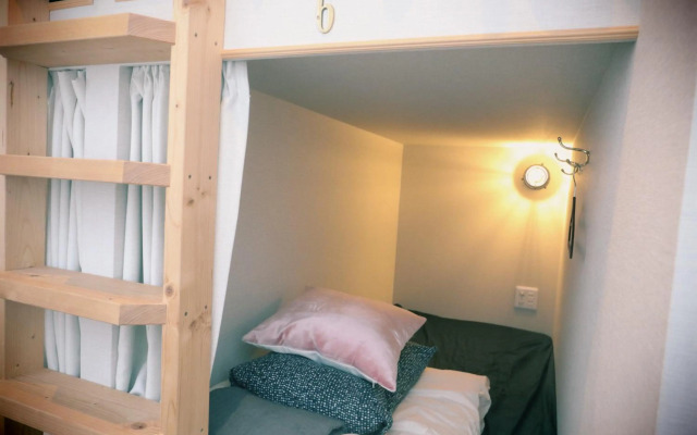 54Journey 東京大手町ホステル