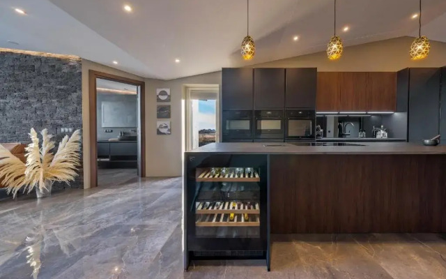 Bay View Apartments
