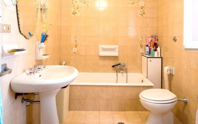 House With 3 Bedrooms in Monte San Pietrangeli, With Wonderful City View, Balcony and Wifi
