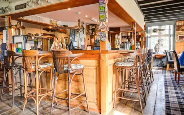 Thames Head Inn