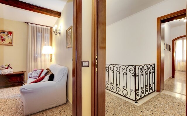 Paste Apartment