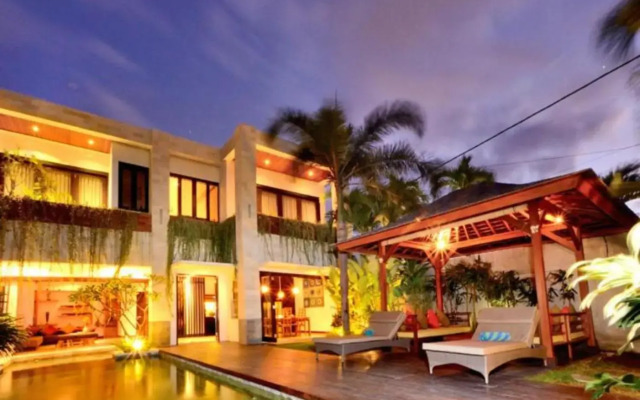 Artisane Villa And Spa