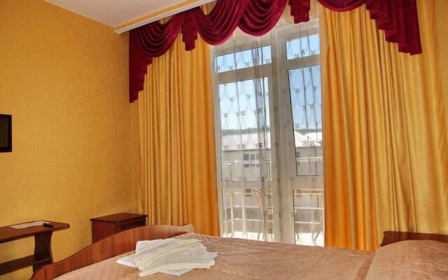 Tikhaya Gavan Guest House