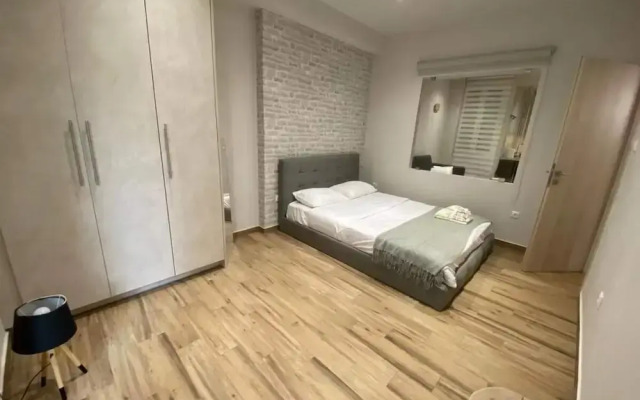 About Love Apartment- At015
