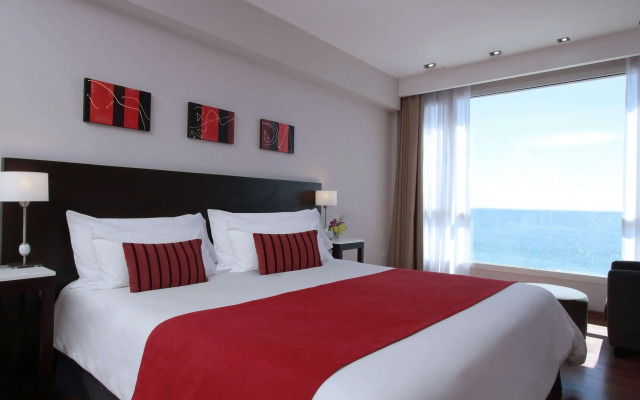 Dazzler by Wyndham Puerto Madryn