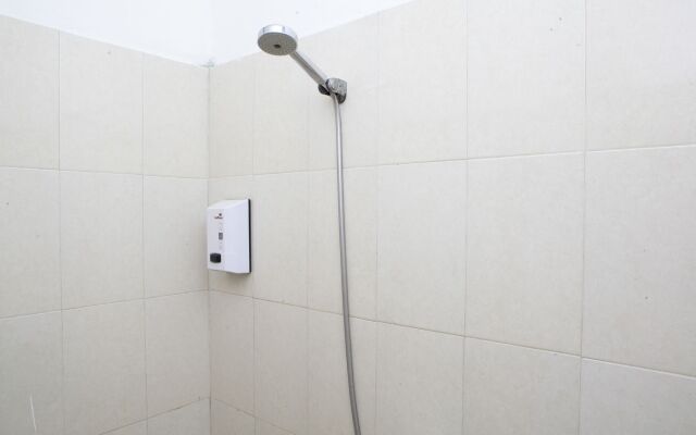 RedDoorz near Institut Teknologi Bandung