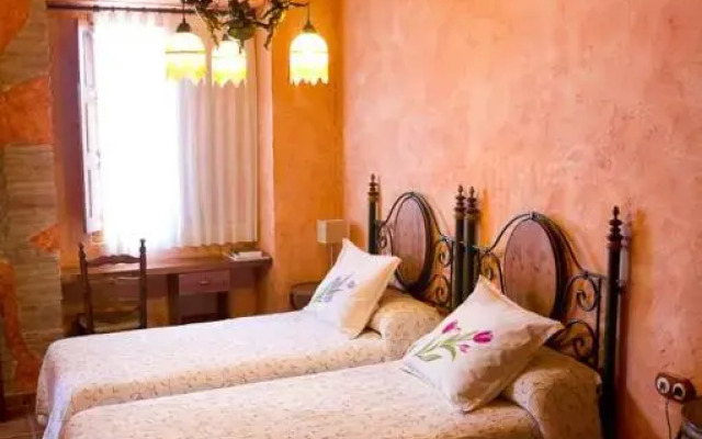 A la Sombra de la Torre