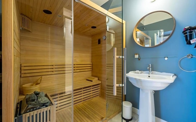 BB24 - 4 Fontane Private Suites