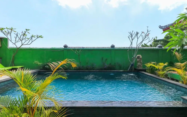 The Green Groves Hostel