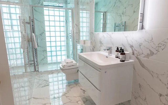 JOIVY Stylish Flat near Mayfair & Piccadilly Circus