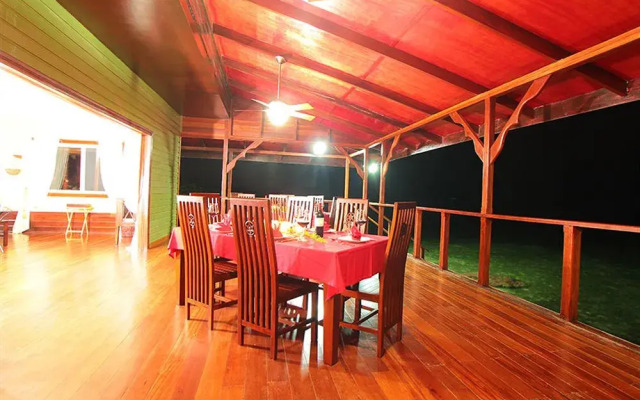 Laguna Azul Eco Lodge