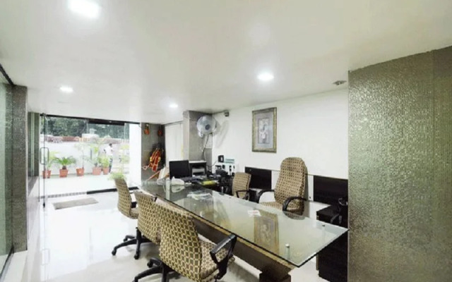 Hotel Manasi