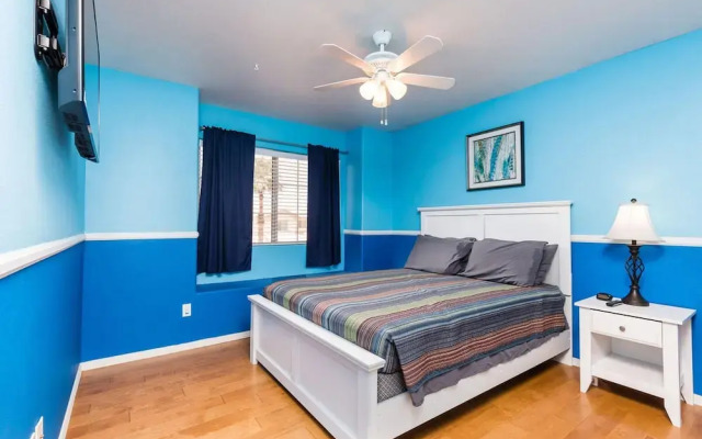 Chandler Oasis - 4 Bedroom by Casago