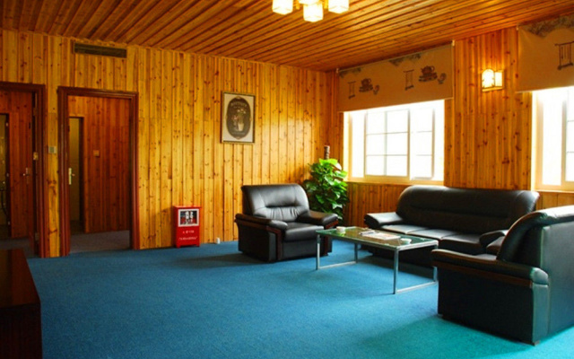 Ju Long Wan Hotspring – Lobby – Qingyuan