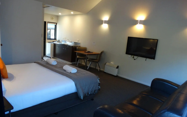 Alpine Glacier Motel