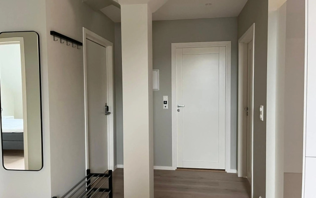 Kong Oscars Apartments