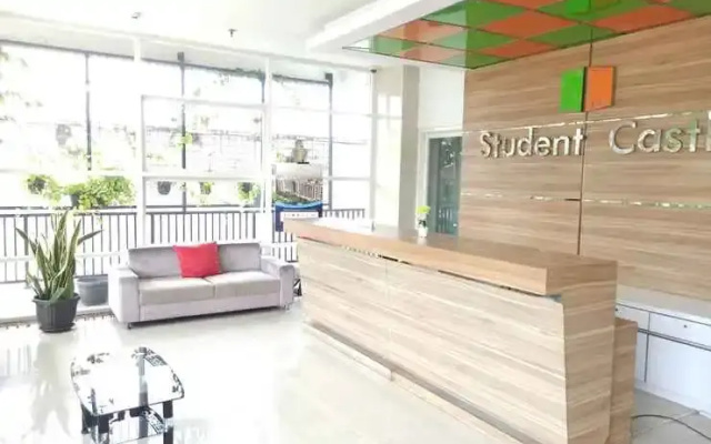 Student Castle Apartment Jogja - Nia Room