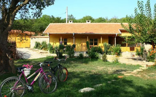 Pelican Birding Guest House