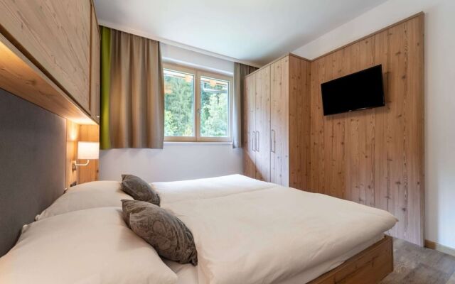 Luxury Chalet in Saalbach-hinterglemm With Sauna